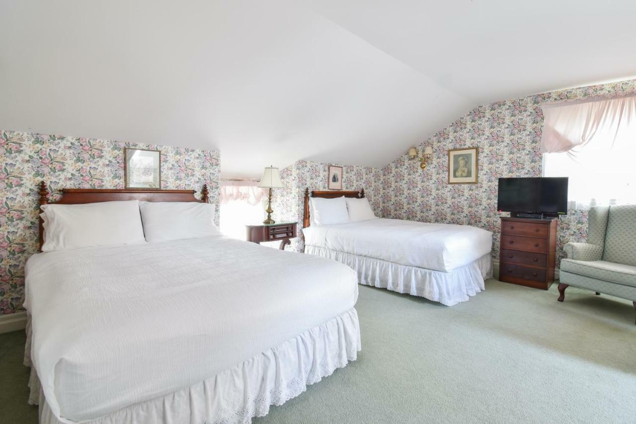 ホテル The Waring House ピクトン エクステリア 写真