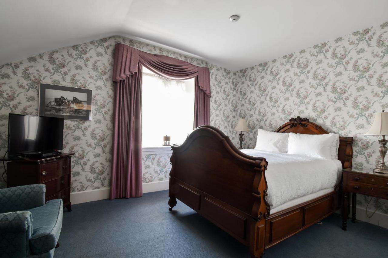 ホテル The Waring House ピクトン エクステリア 写真