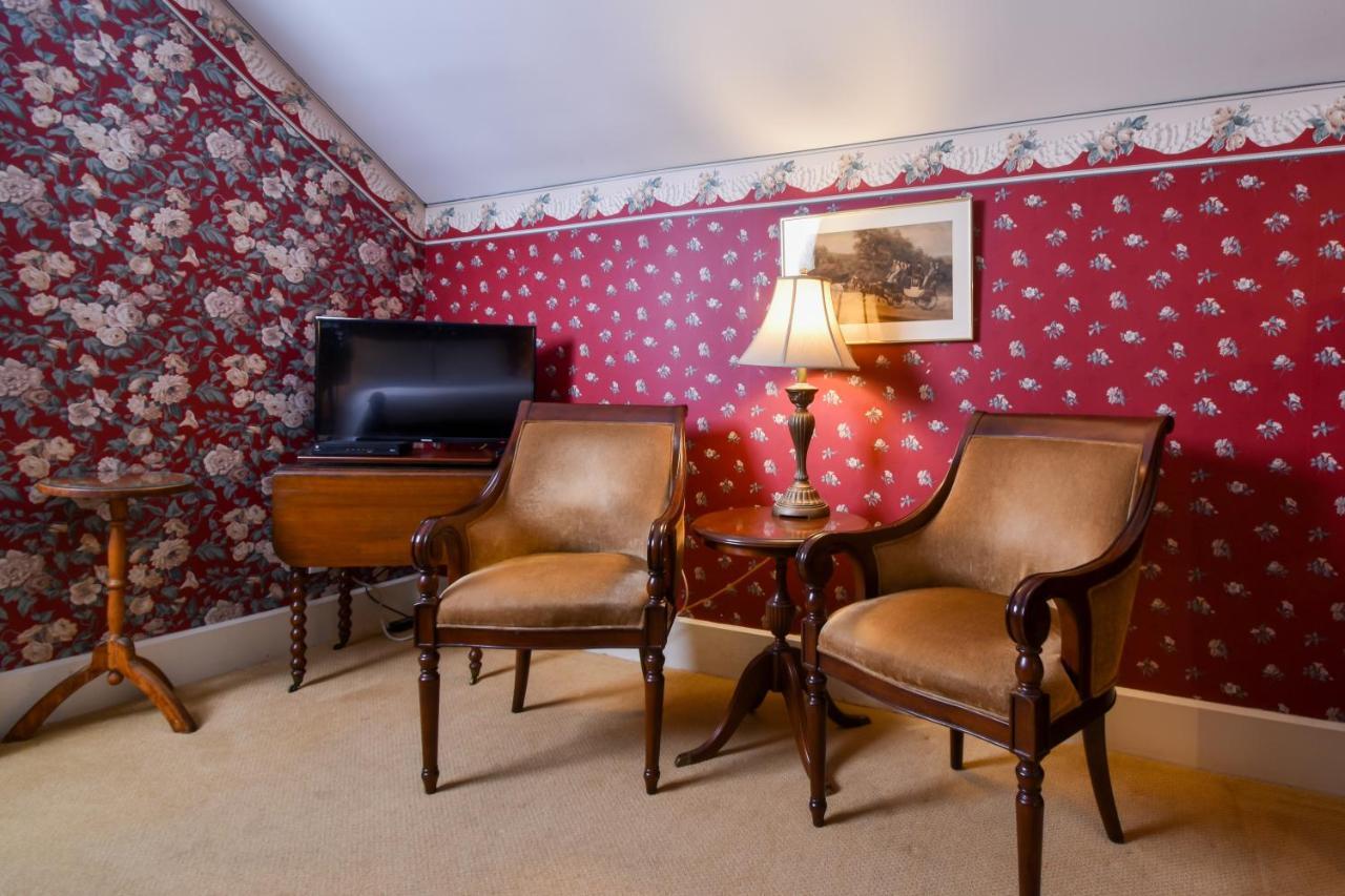 ホテル The Waring House ピクトン エクステリア 写真